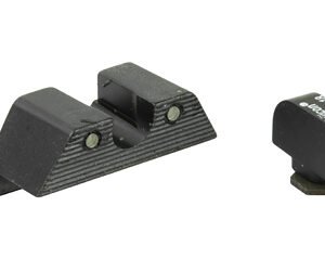 Trijicon GL601-C-600835 — HD Xr Night Sight Set, 3 Dot Green Tritium With Yellow Front Outline, Fits Glock 17/19/26/27/3